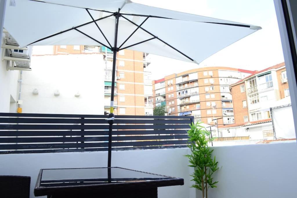 Casa En Alquiler Vacacional En Alcalá de Henares Zewnętrze zdjęcie